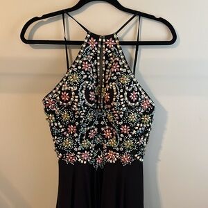 Beautiful prom dress with exquisite beating on prom dress